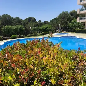 apartamento-saloumar.top-hotels-tarragona.com/